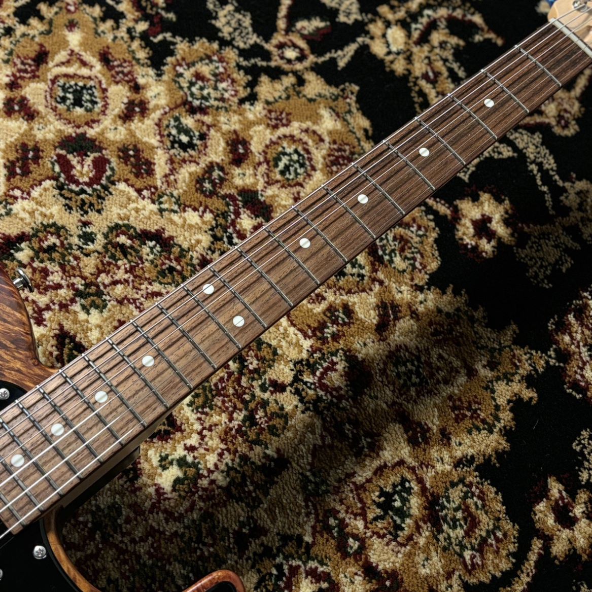 momose MMG-BC-FUYUZAKURA WSE'22/E (SDBL-MH) エレキギター