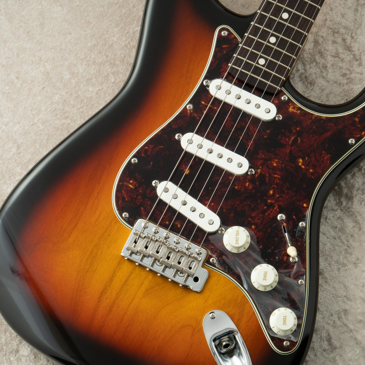 Vanzandt STV-R2 -3 Tone Sunburst- #10103（新品/送料無料）【楽器