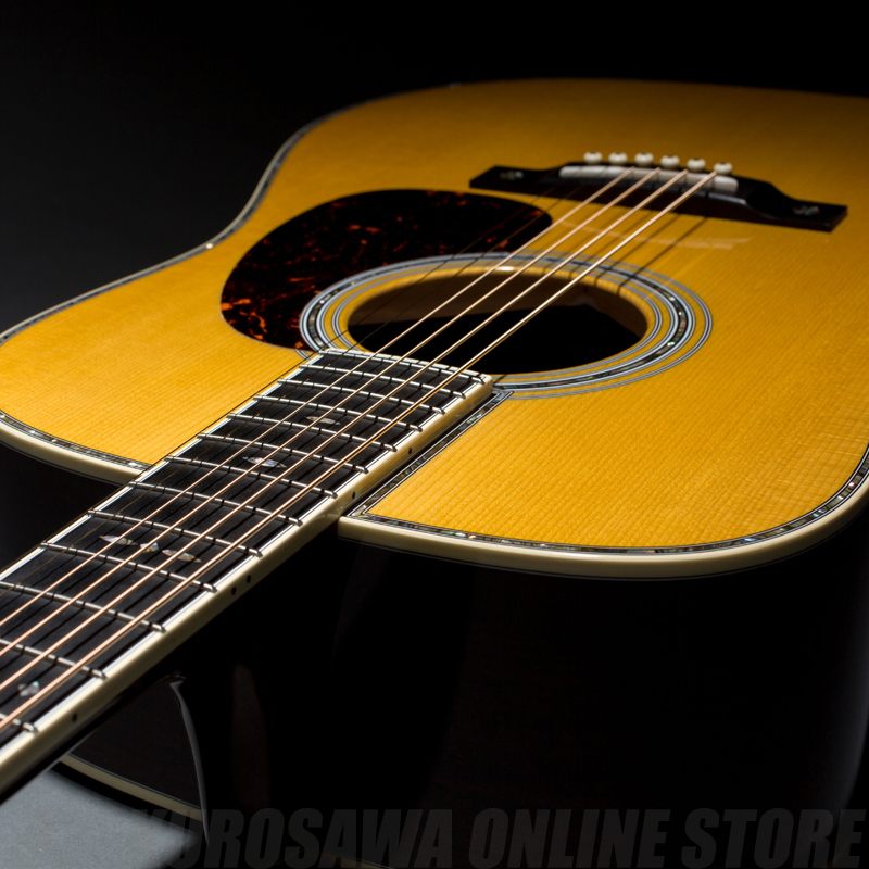 Martin D-42 STD 【送料無料】《Martin弦3セットプレゼント!》（新品