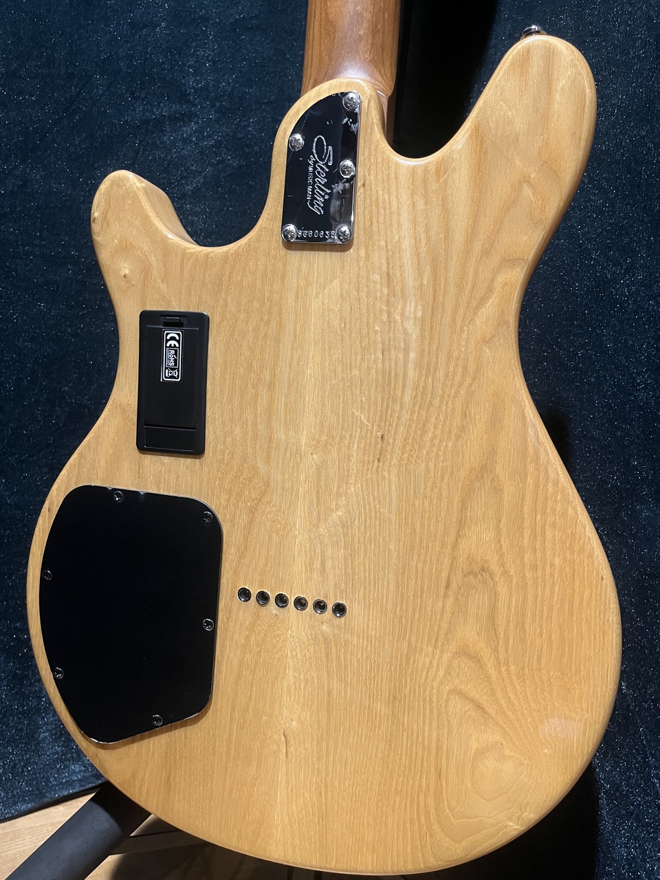 Sterling by MUSIC MAN JV60C-M2（中古）【楽器検索デジマート】