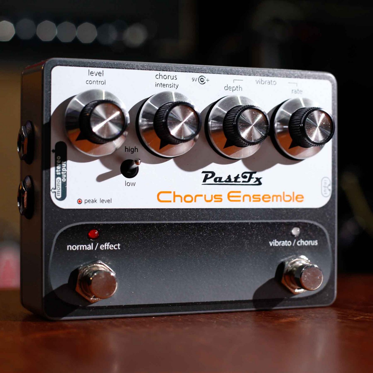 ギター PastFx Chorus Ensemble NPD- PastFx Chorus Ensemble! : r/guitarpedals