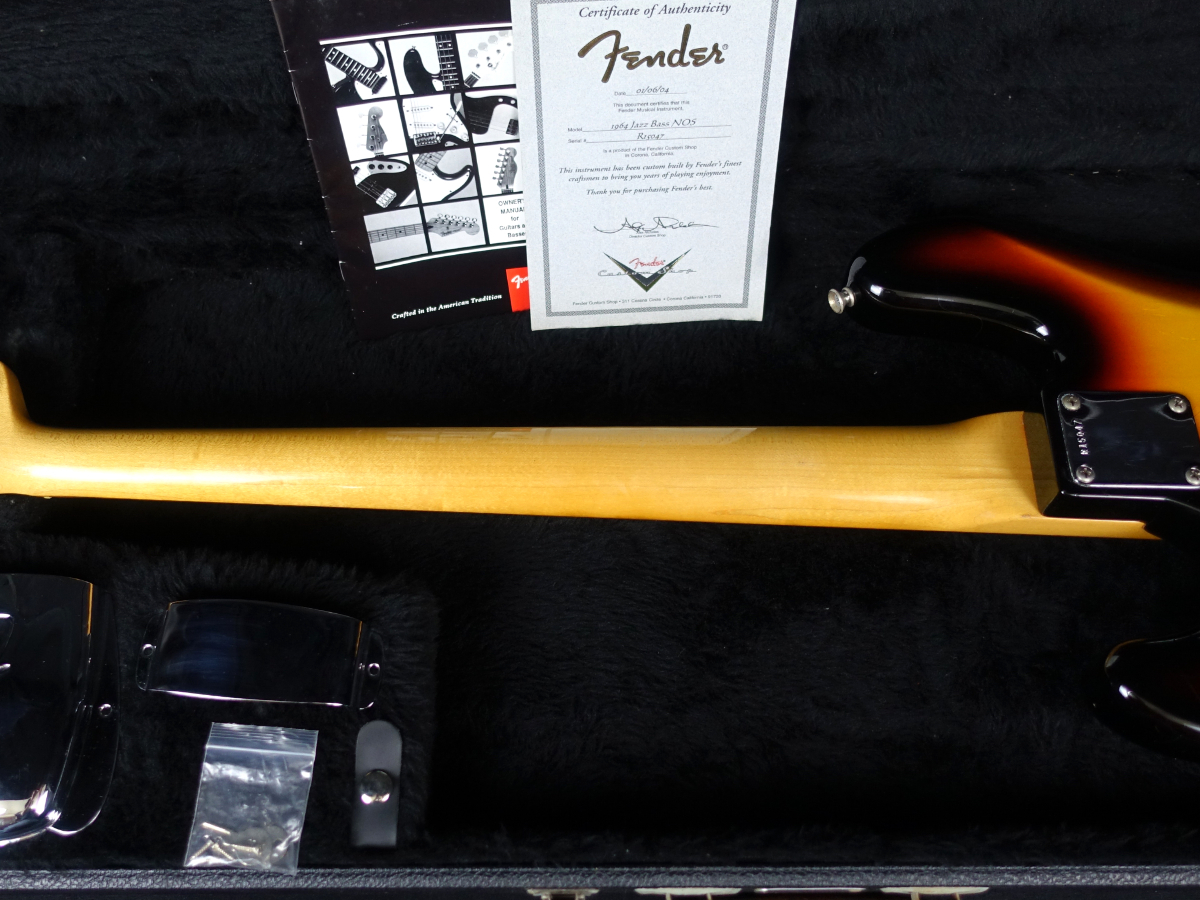 Fender Custom Shop 1964 Jazz Bass NOS 3-Tone Sunburst 2004（中古