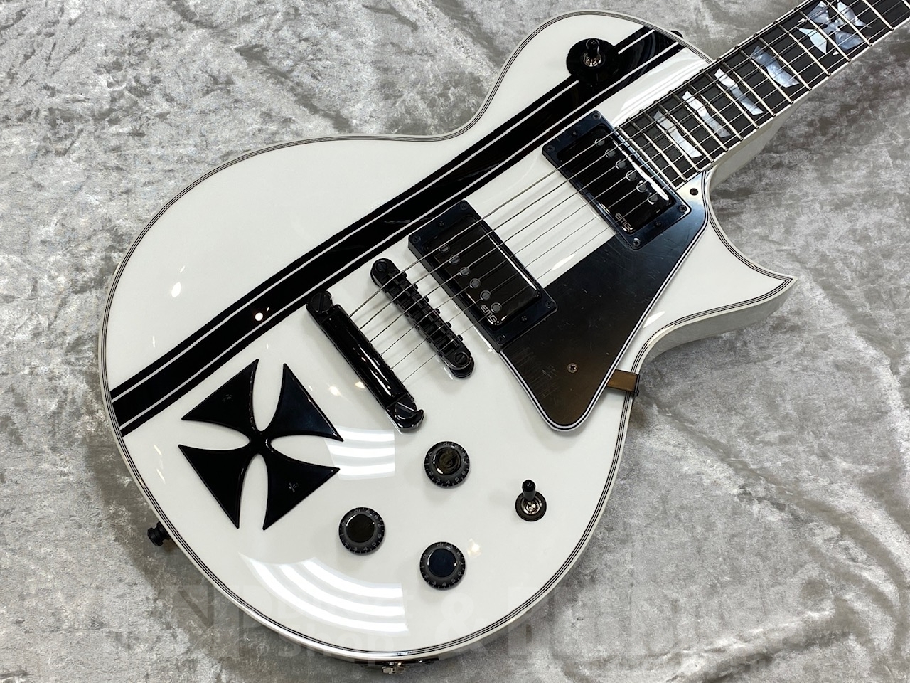 ESP IRON CROSS ~METALLICA James Hetfield Signature Model~（新品