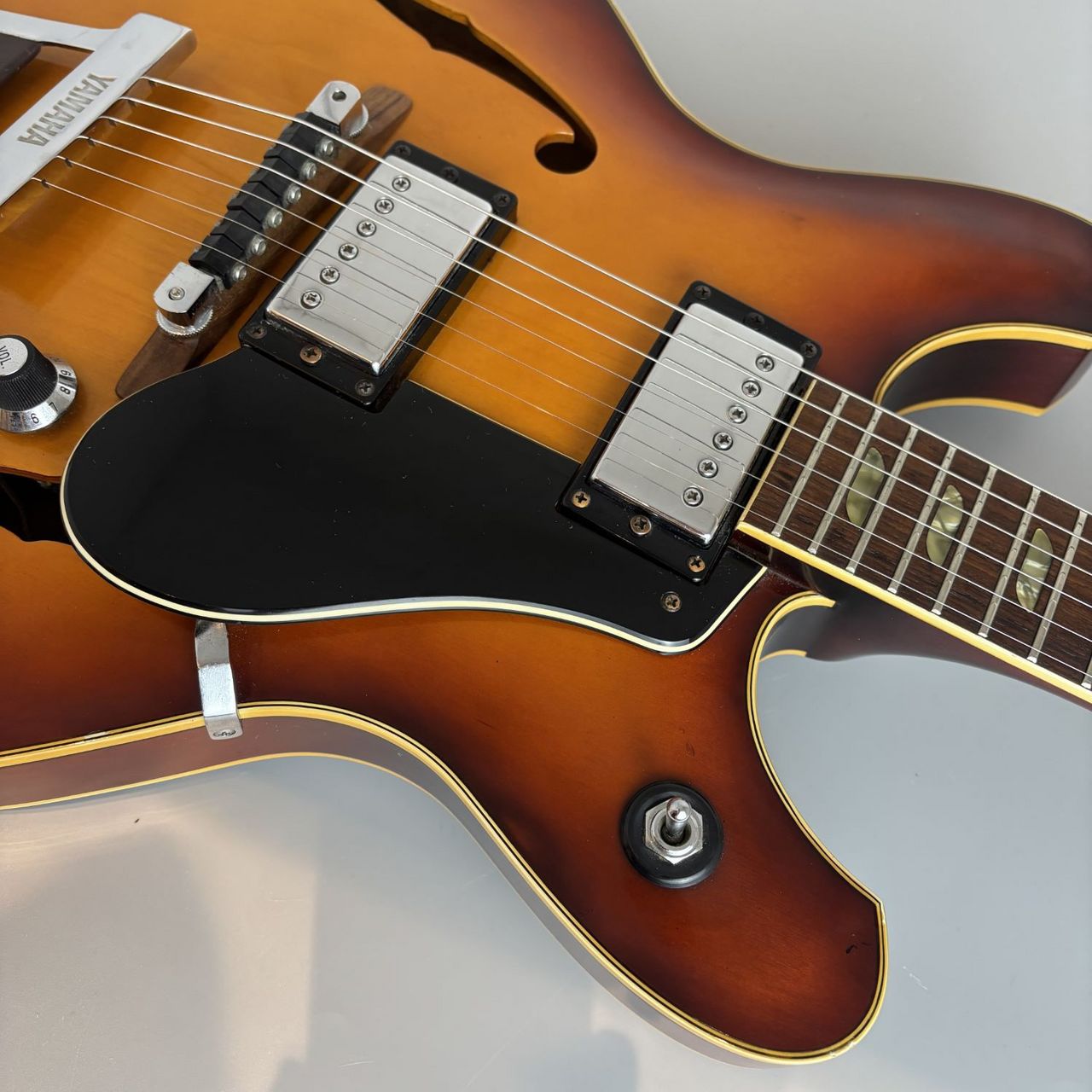 Yamaha SA-60 特製パーツ搭載 76年頃製 セミホロー Bigsby Yamaha SA-60 特製パーツ搭載 76年頃製 セミホロー Bigsby