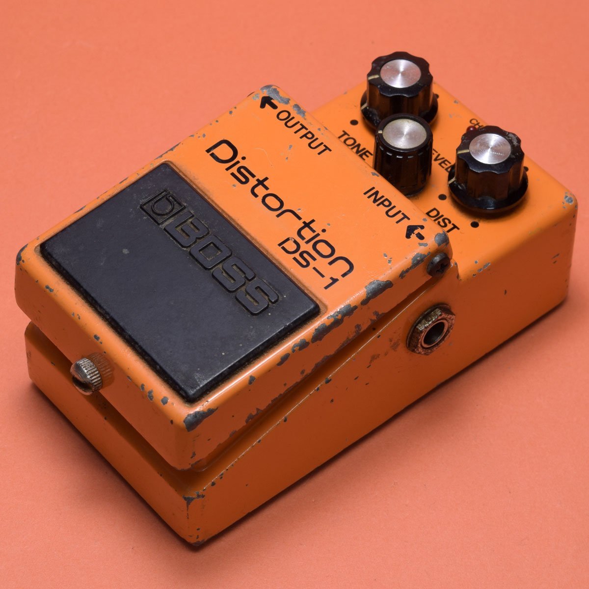 BOSS DS-1 Distortion 銀ネジ/黒スイッチ/日本製/ACA【福岡