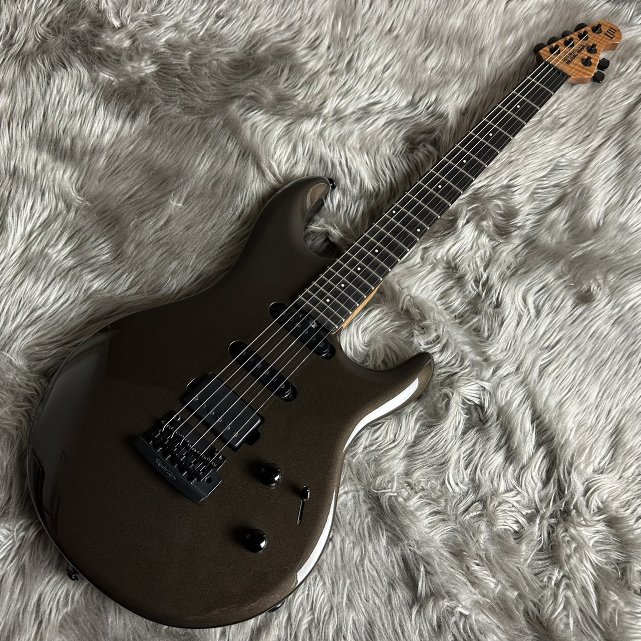 MUSIC MAN Luke III HSS (Olive Pearl)S/NG90257【現物画像】（中古 