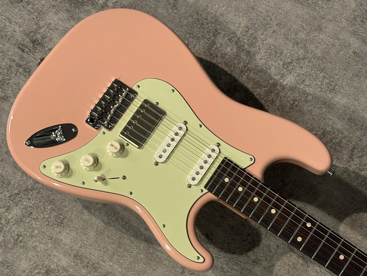 Suhr Mateus Asato Signature Classic S Antique Shell Pink【3.67kg