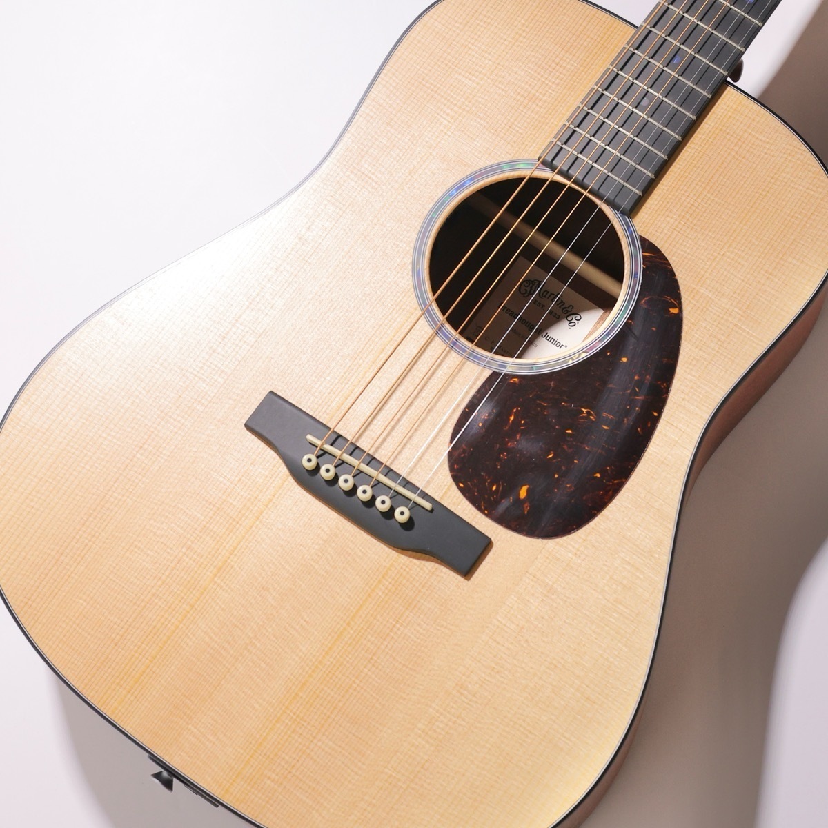 Martin 【特典あり】D Jr E #3036875【コンパクトでも納得サウンド