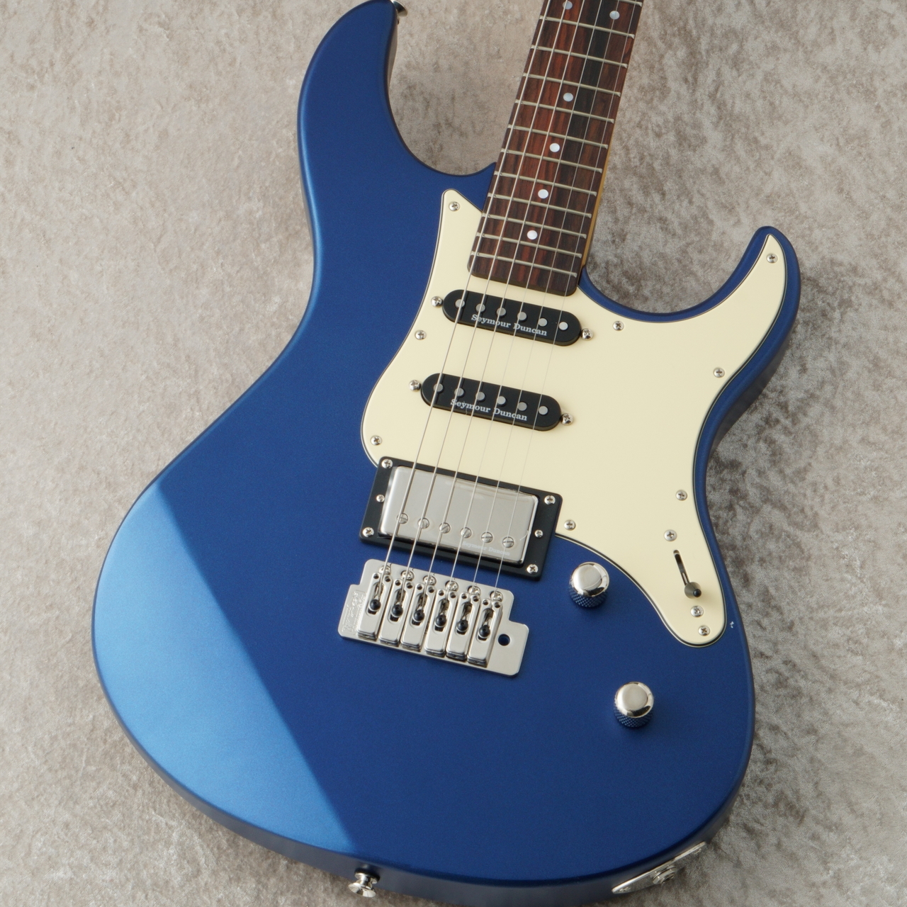 YAMAHA PACIFICA PAC612VIIX -Matte Silk Blue / MSB