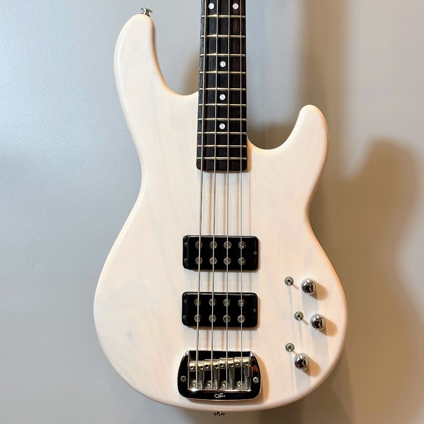 G&L 【中古】 PRM L-2000 エレキベース 日本製 Premium フジゲン 白