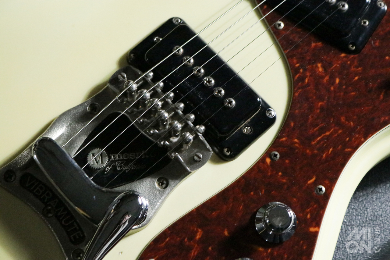 Mosrite Super Custom 65 Pearl White (黒雲)（中古）【楽器検索