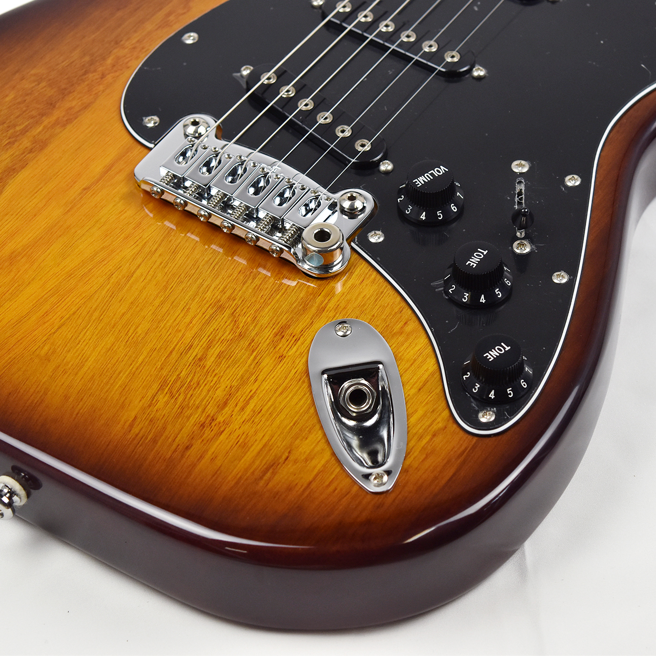 G&L Tribute Series S-500 Tobacco Sunburst（新品）【楽器検索