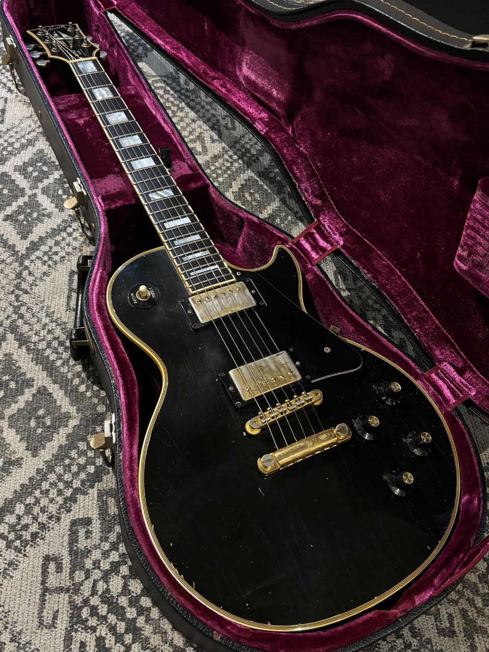 Gibson 1974 Les Paul Custom / Ebony （ビンテージ）【楽器検索