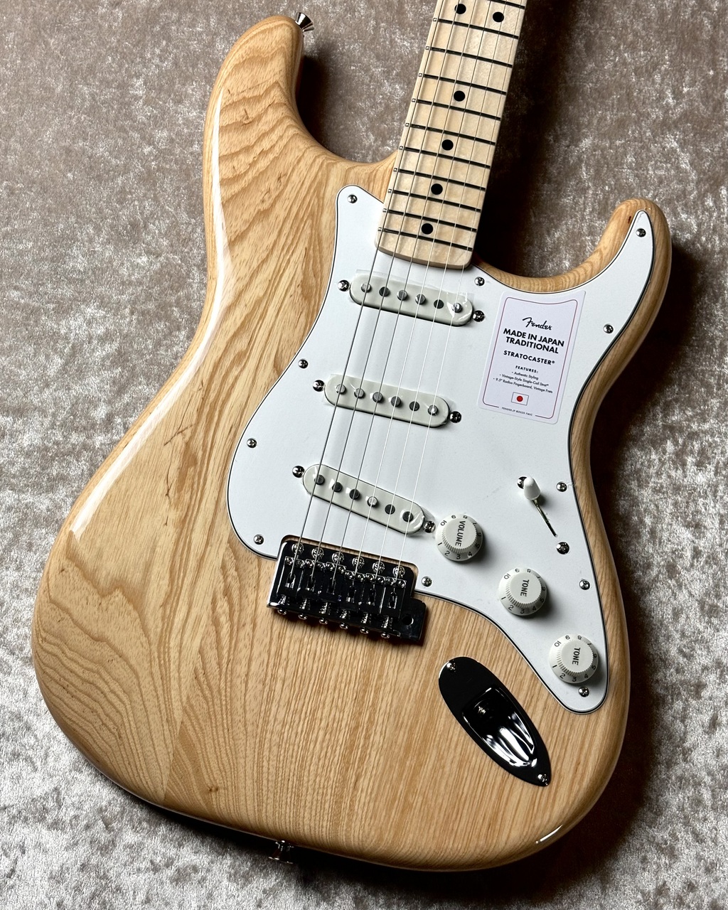 Fender 【軽量個体!!】Made in Japan Traditional 70s Stratocaster  -Natural-【3.40kg】（新品/送料無料）【楽器検索デジマート】