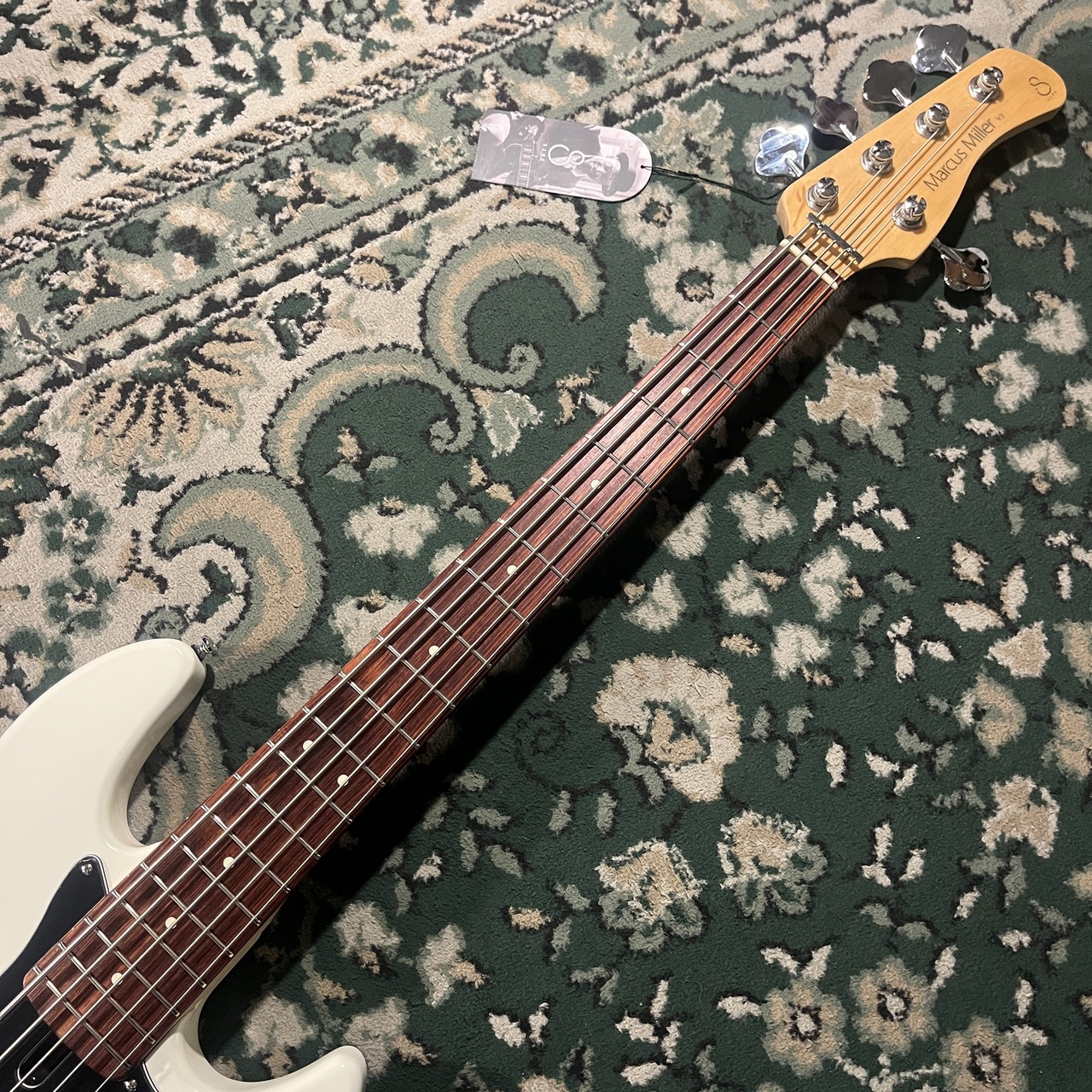 Sire V3 5st 2nd Generation AWH（新品）【楽器検索デジマート】