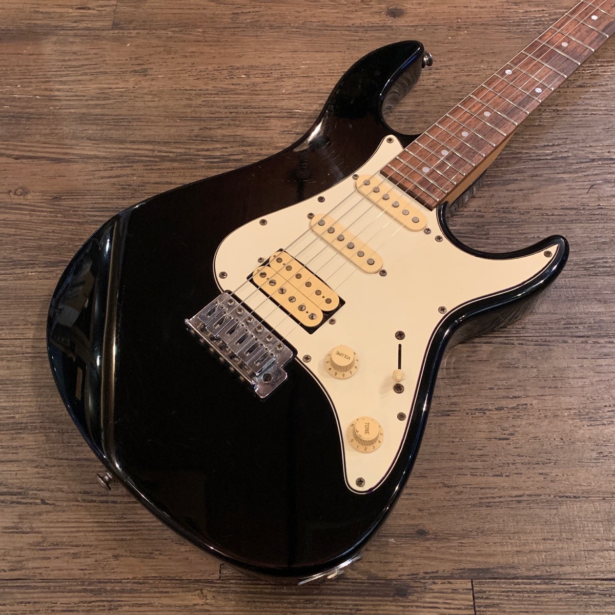 Chatting Bird CAPARISON Electric Guitar（中古/送料無料