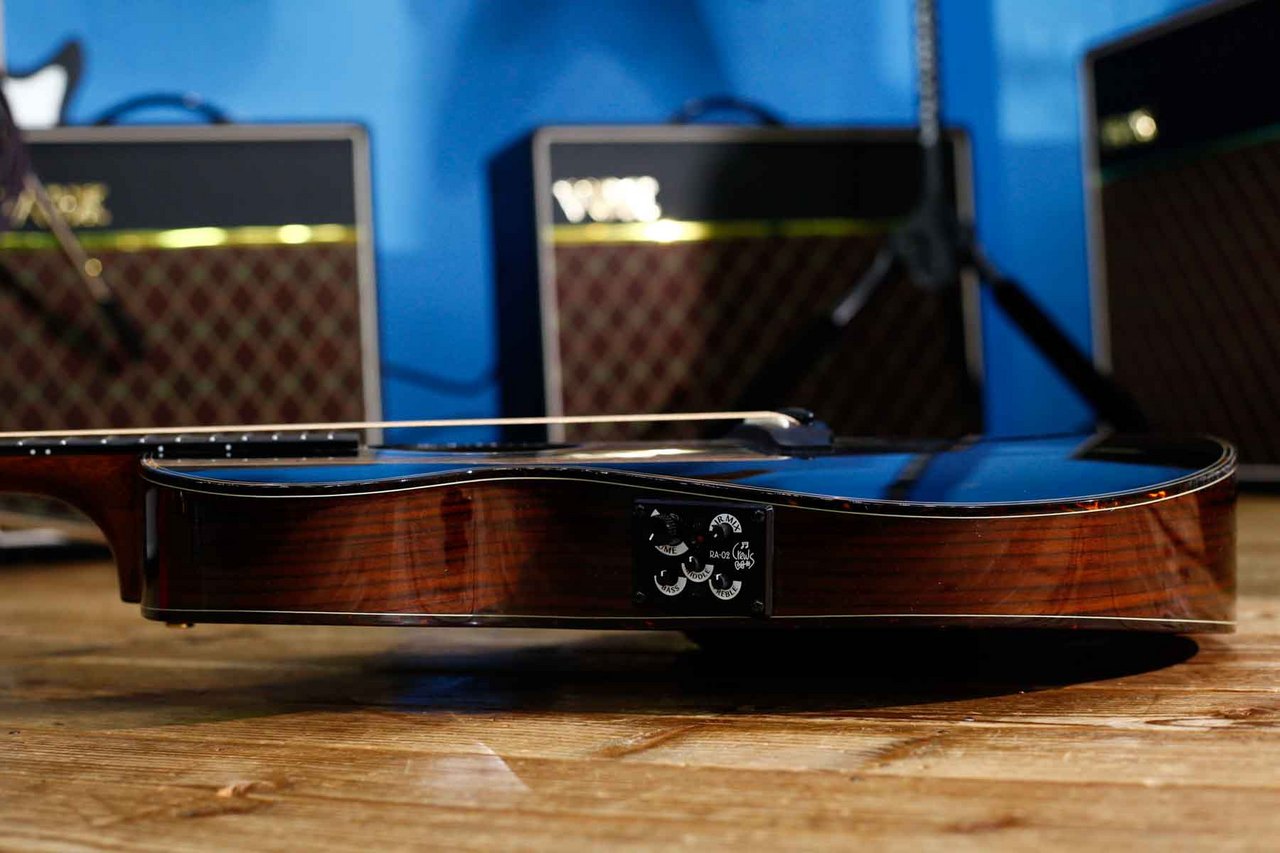 Crews Maniac Sound ES-1500C Black Burst【X'mas Sale!! 2025!!～12月