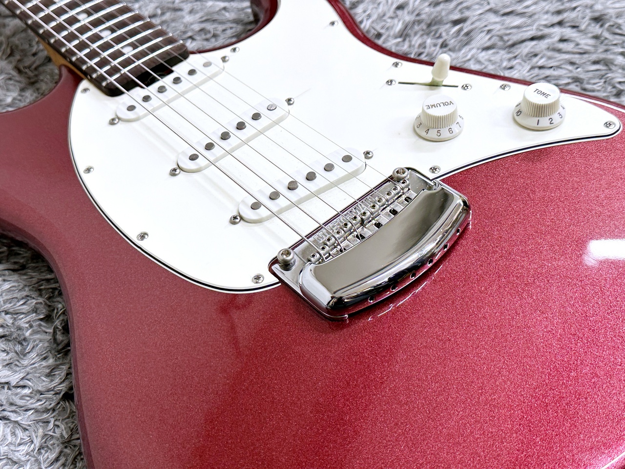 MUSIC MAN Cutlass RS SSS Maroon Mist【アウトレット特価】【生産完了