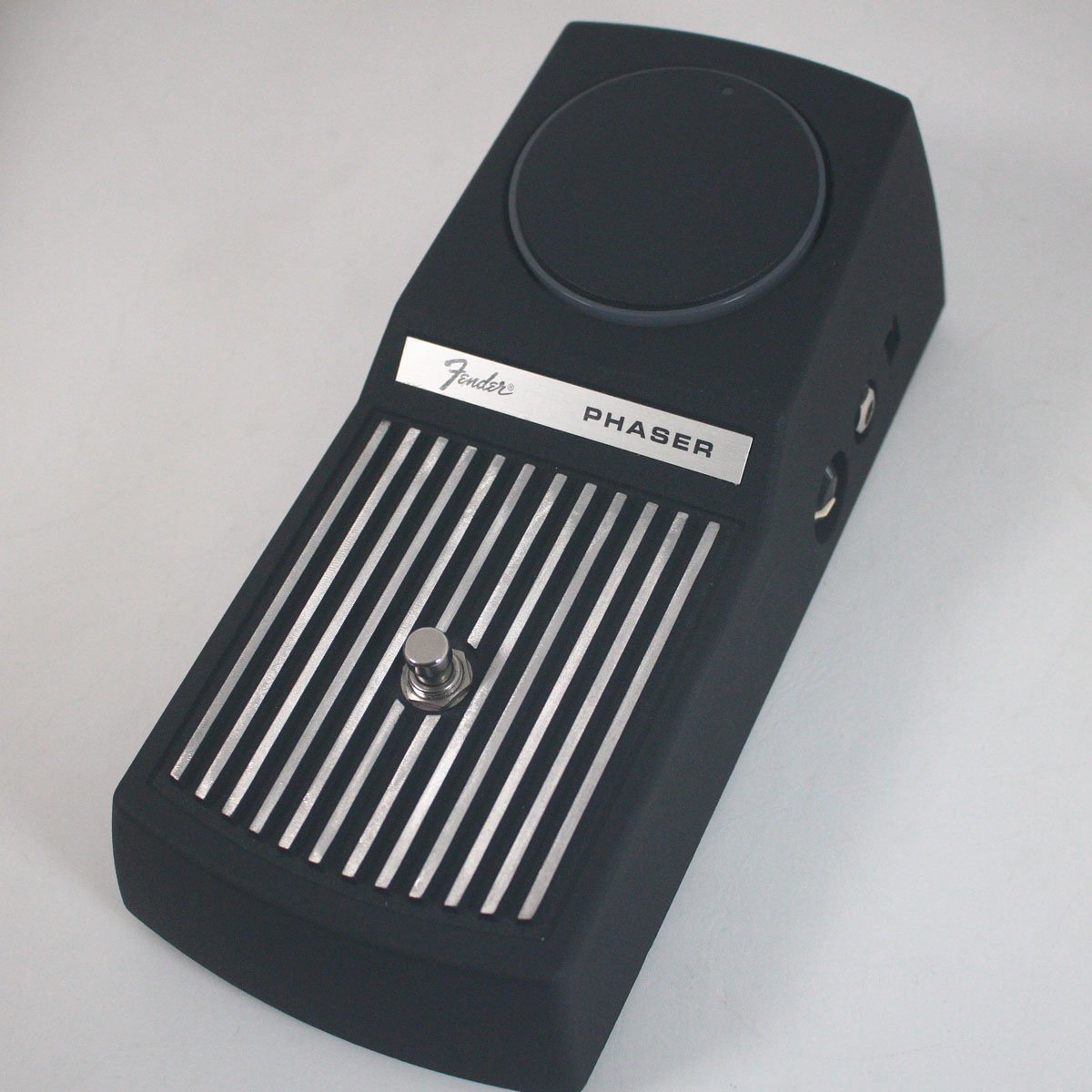 Fender PHASER ペダル ビンテージ？ Pedal Of The Day: 1975 Fender Phaser. Super cool trem-like