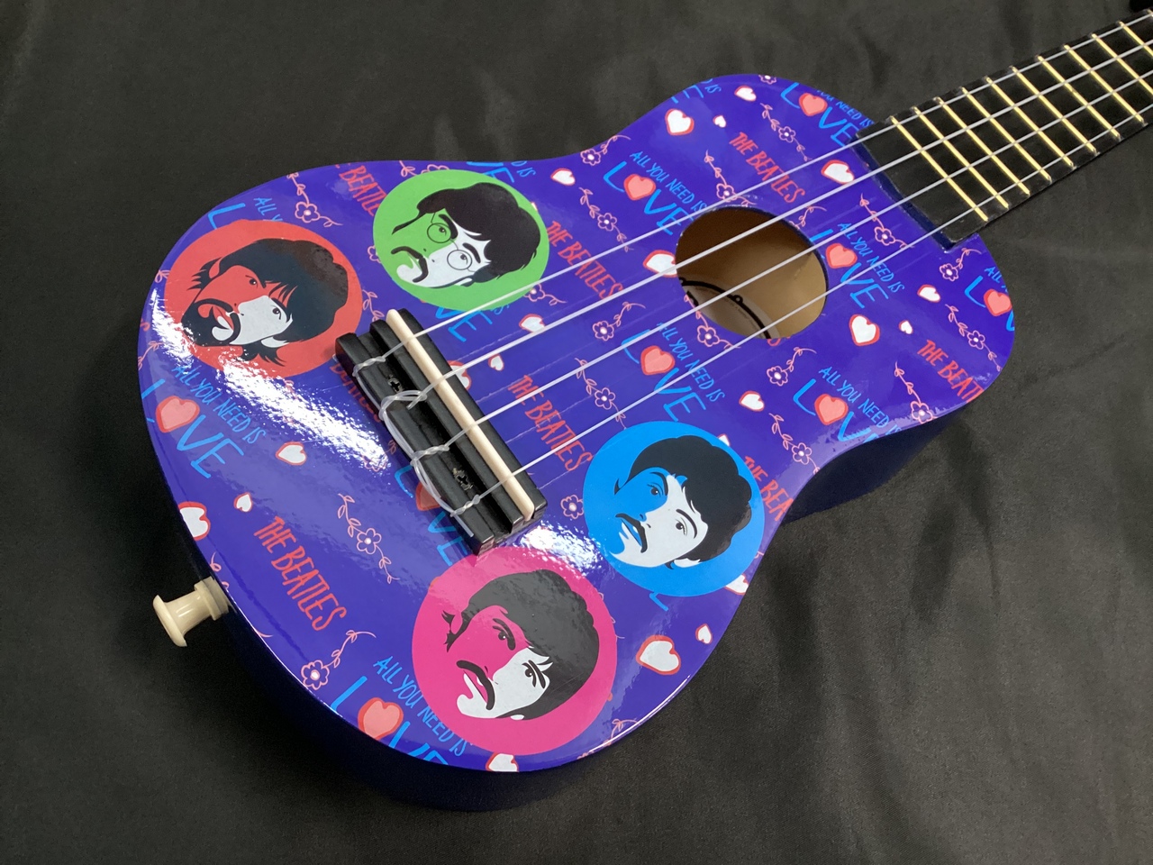 The Beatles Ukulele Love Is NO.BEATUK3 (ウクレレ ビートルズ ファン 