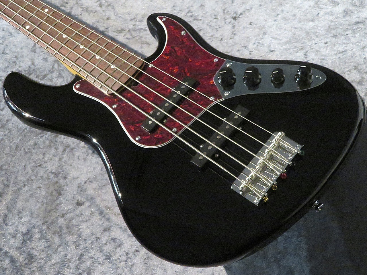 Provision VJB5 Deluxe -Black-【特注仕様】【5連ペグ】【軽量個体3.95