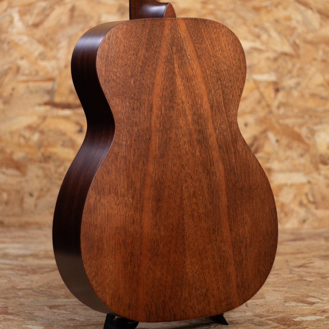 Martin OO-15M（新品特価）【楽器検索デジマート】