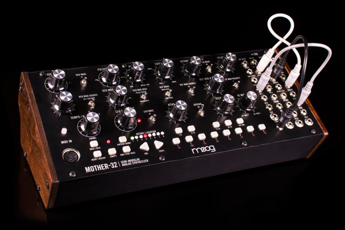 Moog MOTHER 32（新品特価/送料無料）【楽器検索デジマート】