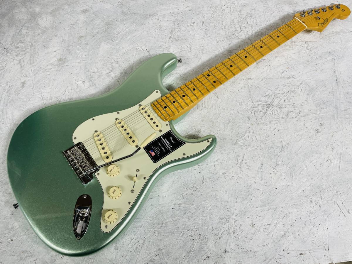 Fender American Professional II Stratocaster Mystic Surf