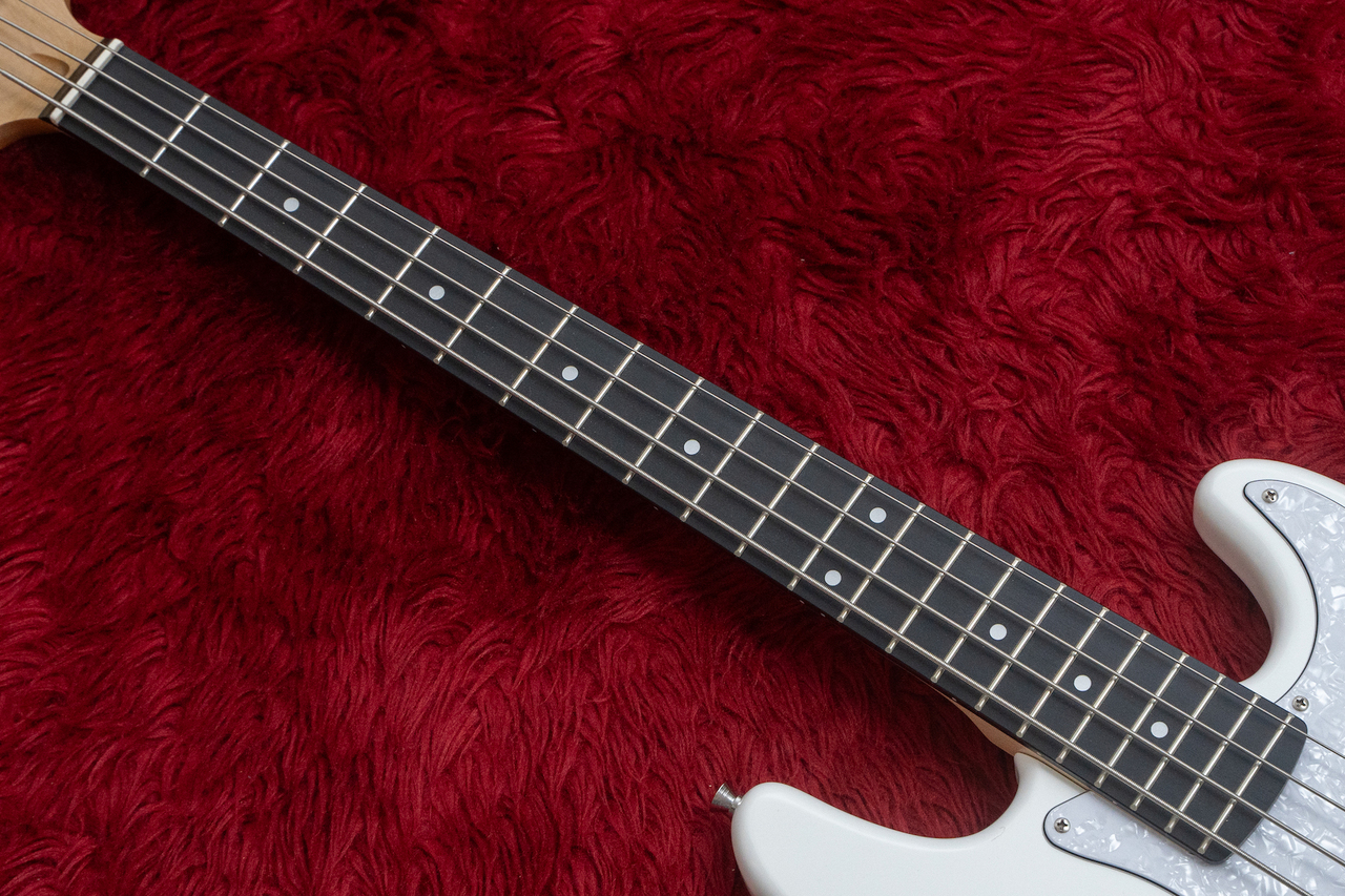 woofy basses ONE series Pup 4 White（新品/送料無料）【楽器