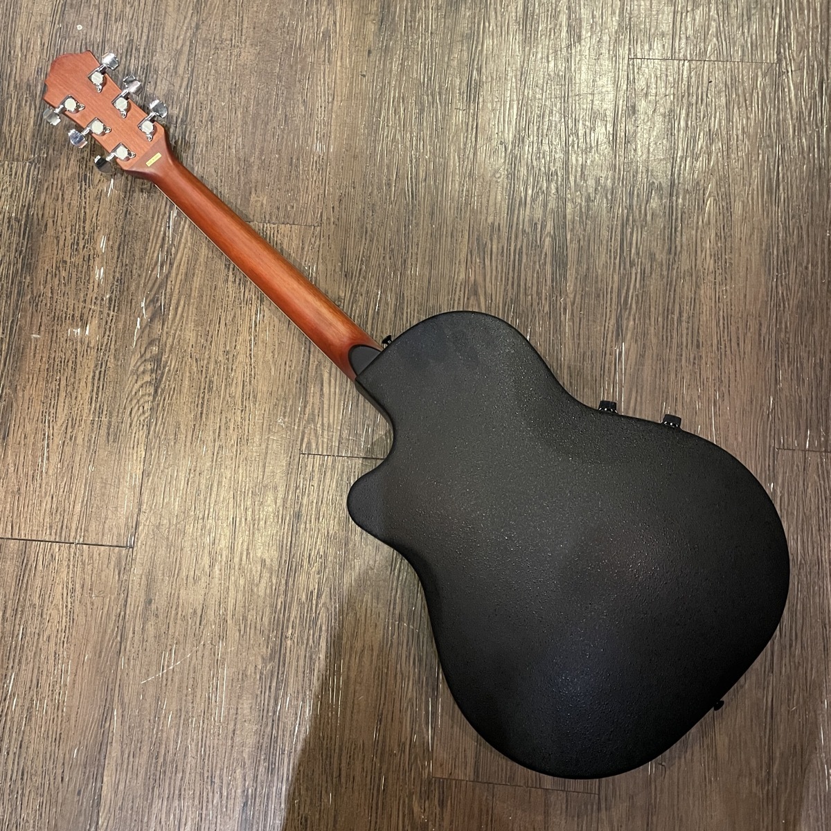 エレアコ K-Garage EA-400 【ギターケースも付属】 K•Garage エレアコギター EA-400 清掃済み 新品ストラップ付 K•Garage