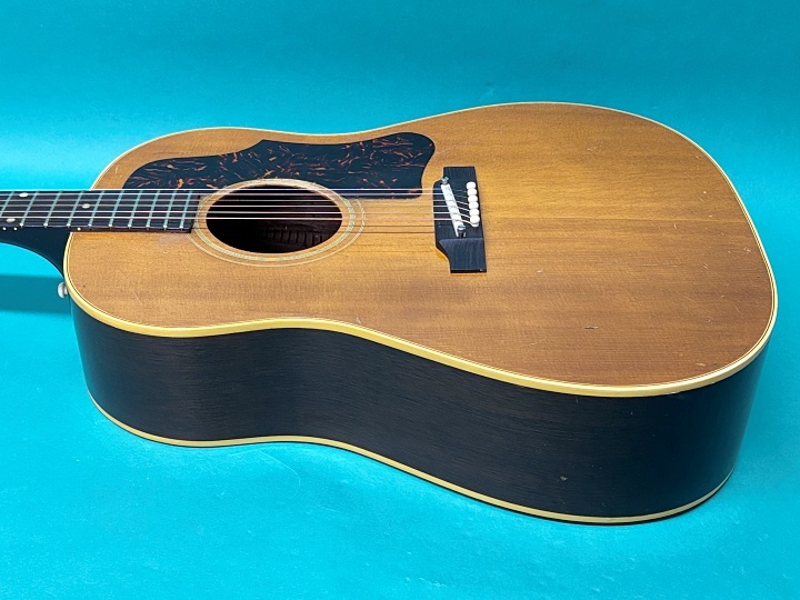 Gibson J-50（ビンテージ）【楽器検索デジマート】