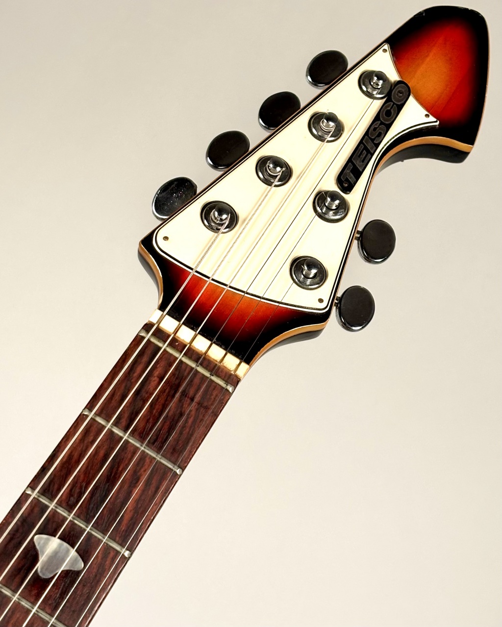 Teisco 【1960年代後半製】Spectrum 4 -Sunburst-【3.50kg
