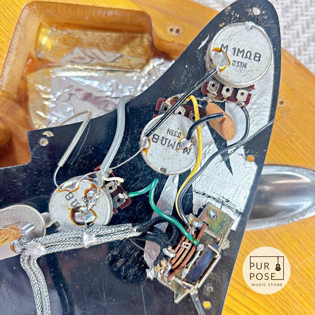 Greco SE600 Maxonピックアップ Stratocasterタイプ 1970年代