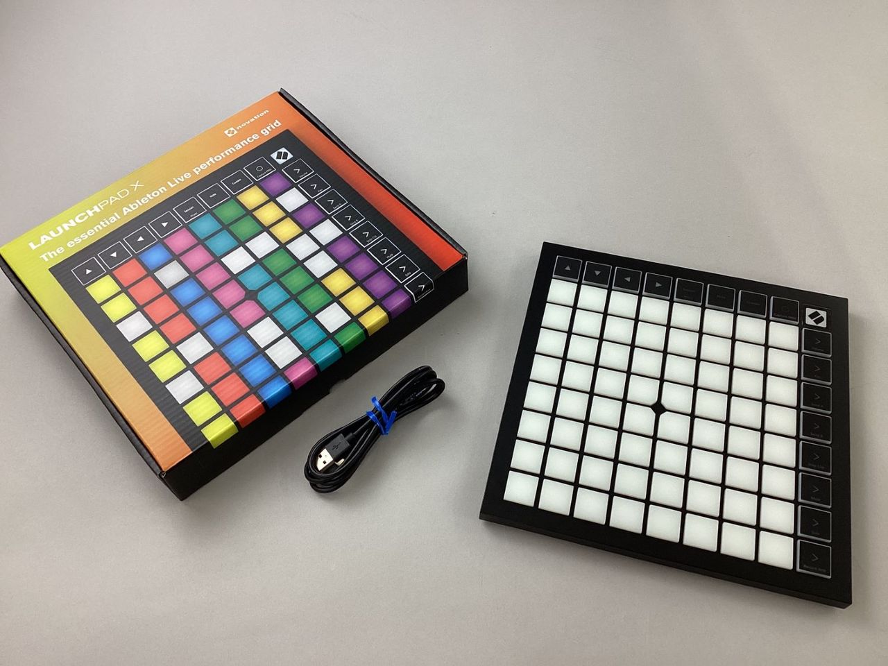 Novation 【展示品限りの特別価格！】LaunchPad X MIDIパッド