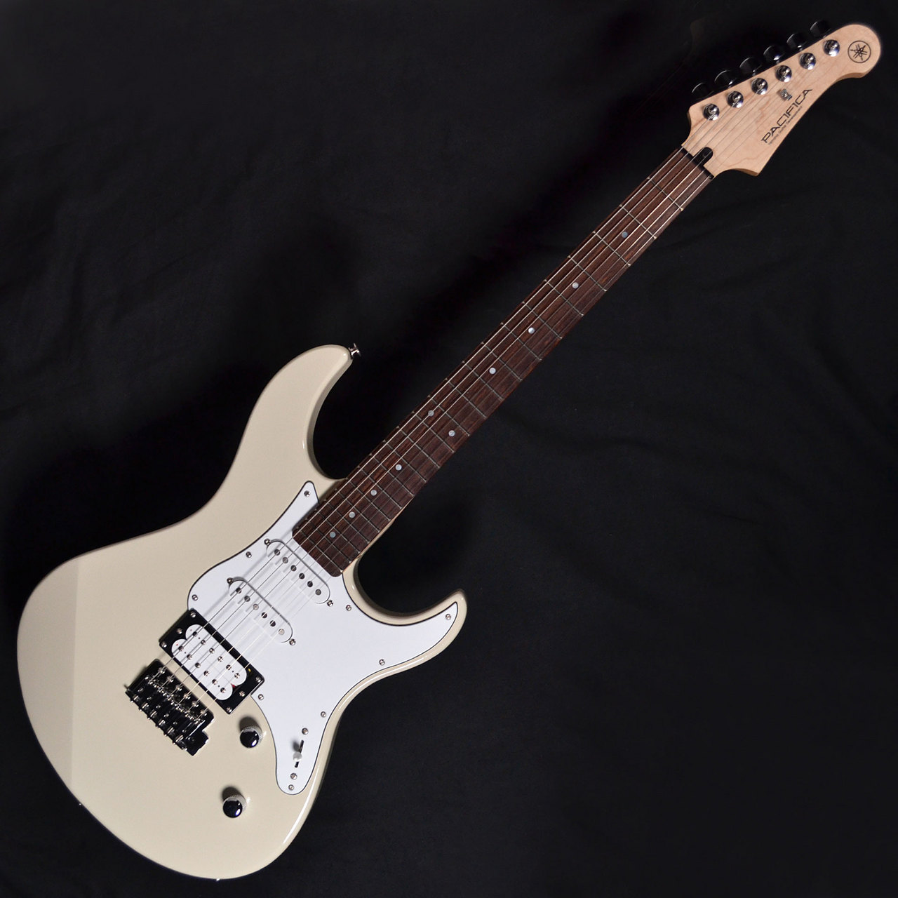 美品 YAMAHA ヤマハ Pacifica112V パシフィカ VW ホワイト YAMAHAPACIFICA 112V -VW(ヴィンテージホワイト)-【オンライン