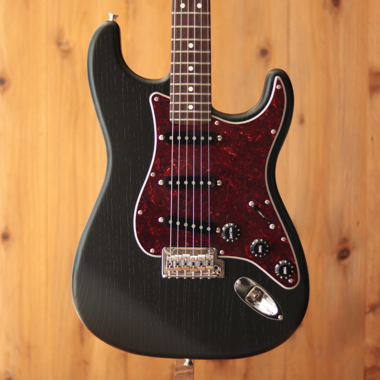 Fender Made in Japan Limited Stratocaster Raw Ash Black（新品/送料