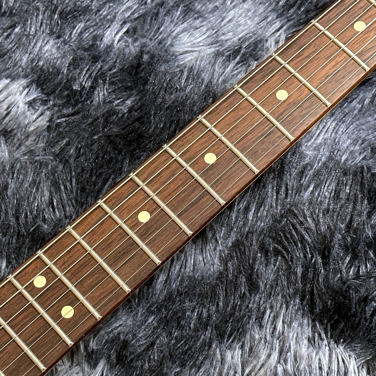 Squier Jazzmaster J Mascisモデル 初期ローズ指板 Squier by Fender J Mascis Jazzmaster Vintage White エレキギター