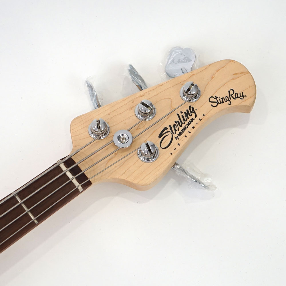 Sterling by Music Man SUB StingRay ベース 白 Sterling by musicman SUB StingRay RAY4 (JAT) - vintage cream