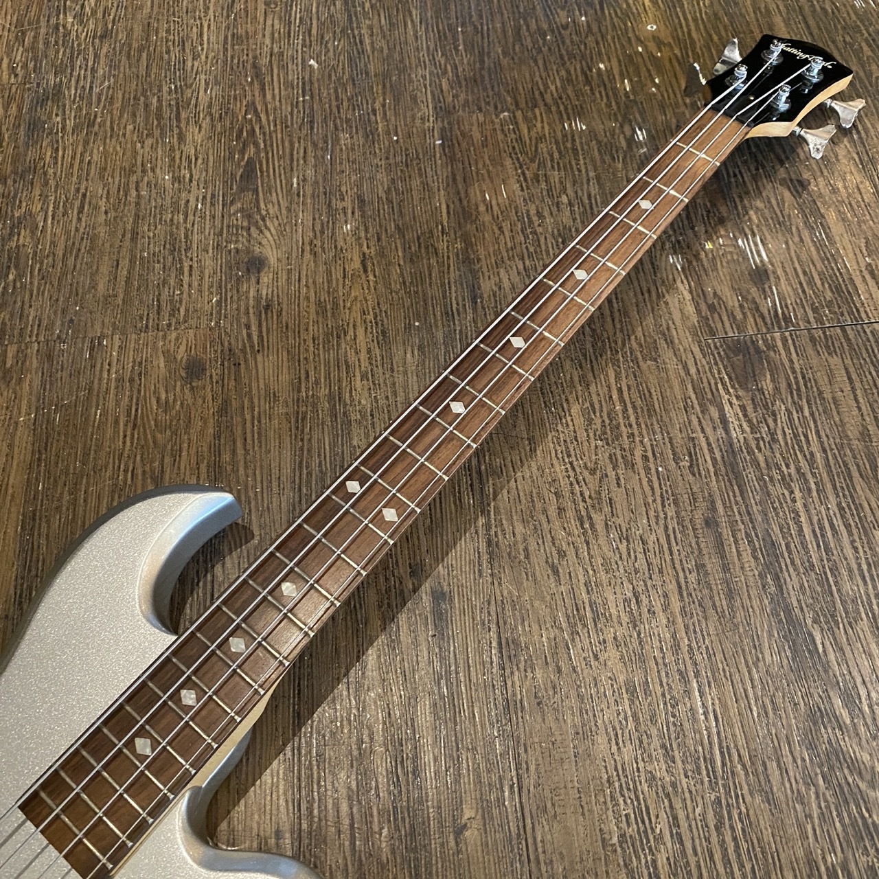 Chatting Bird Electric Bass Guitar（中古/送料無料）【楽器検索