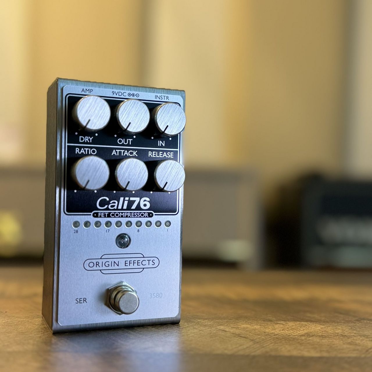 ORIGIN EFFECTS Cali76 FET Compressor【1台限定旧価格特価！】（新品