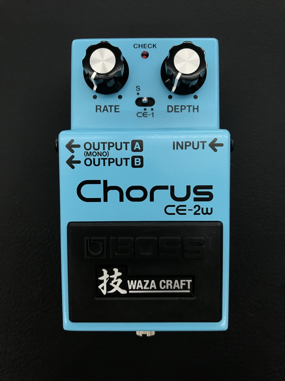 BOSS CE-2W（中古）【楽器検索デジマート】