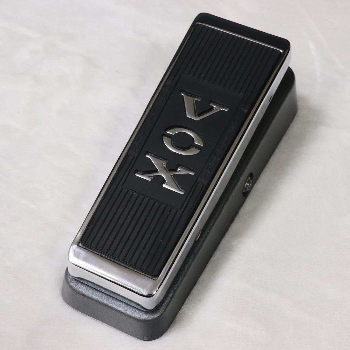 M*i様 VOX V848 THE CLYDE McCOY ワウペダル使用感少な The VOX Showroom -- Vox V848 Clyde McCoy Wah Wah Pedal - 2002-2004