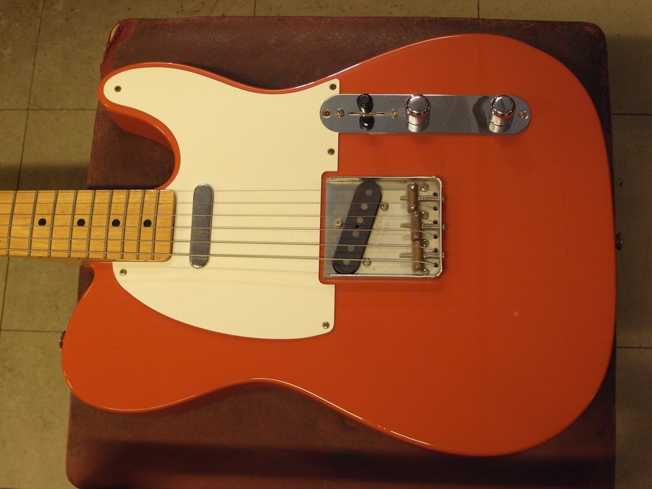 FenderメキシコテレキャスターVintera 50s ＋SparkGo付き Fender MEX Vintera '50s Telecaster (2-Color Sunburst) [Made