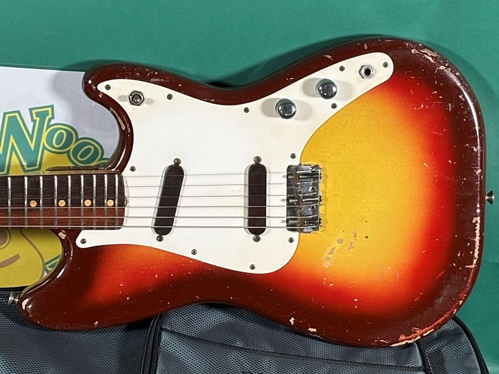 Fender DUO SONIC（ビンテージ）【楽器検索デジマート】