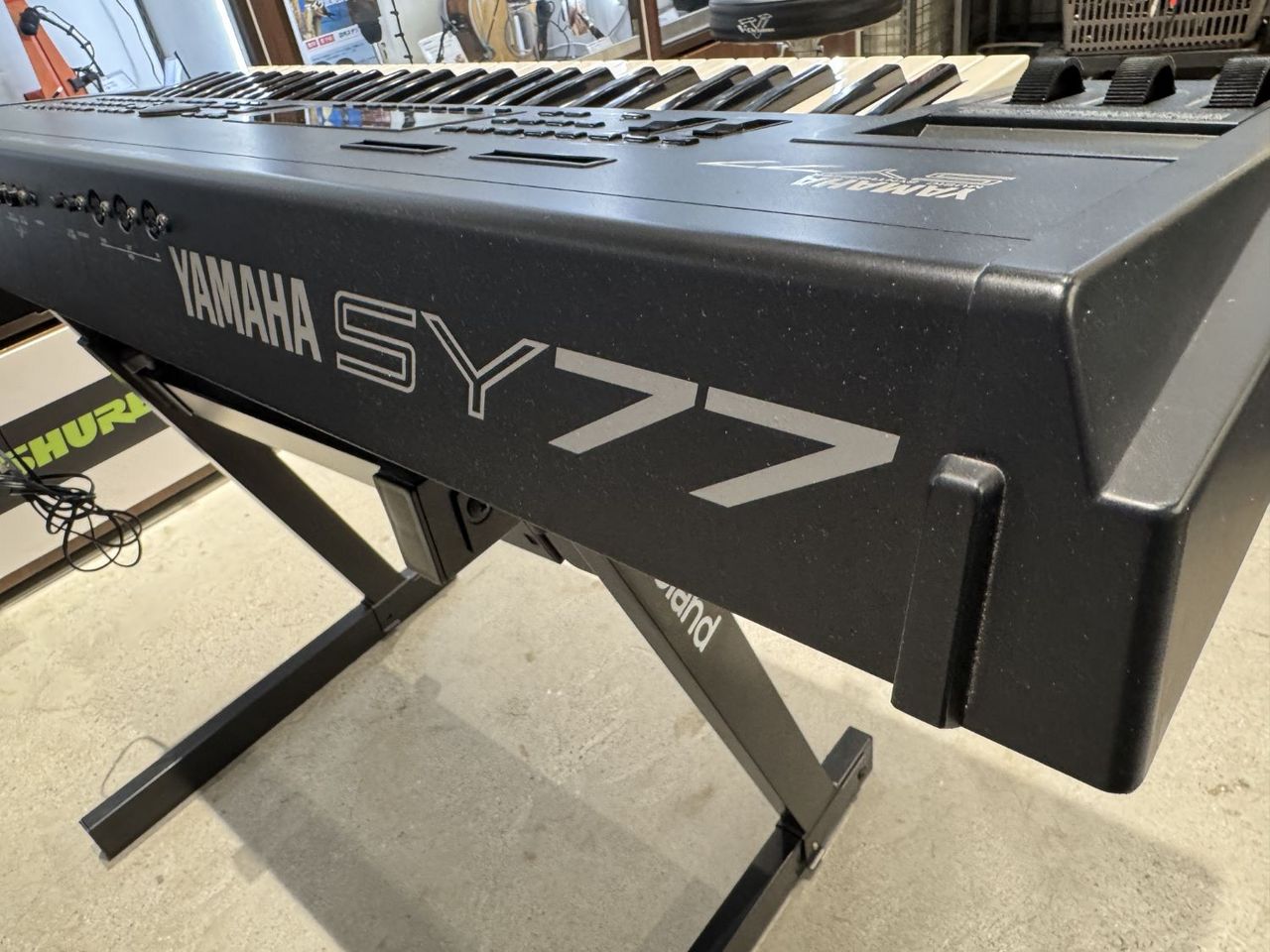 YAMAHA SY77 シンセサイザー 61鍵 【純正ハードケース付属