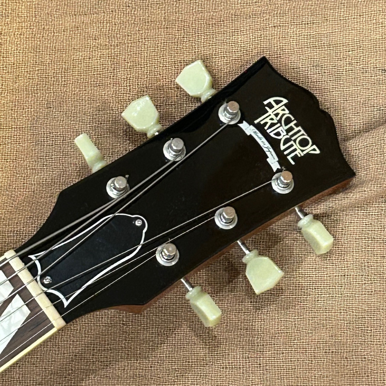 Archtop Tribute AT175 Prototype LAN(Light Amber Natural)（中古