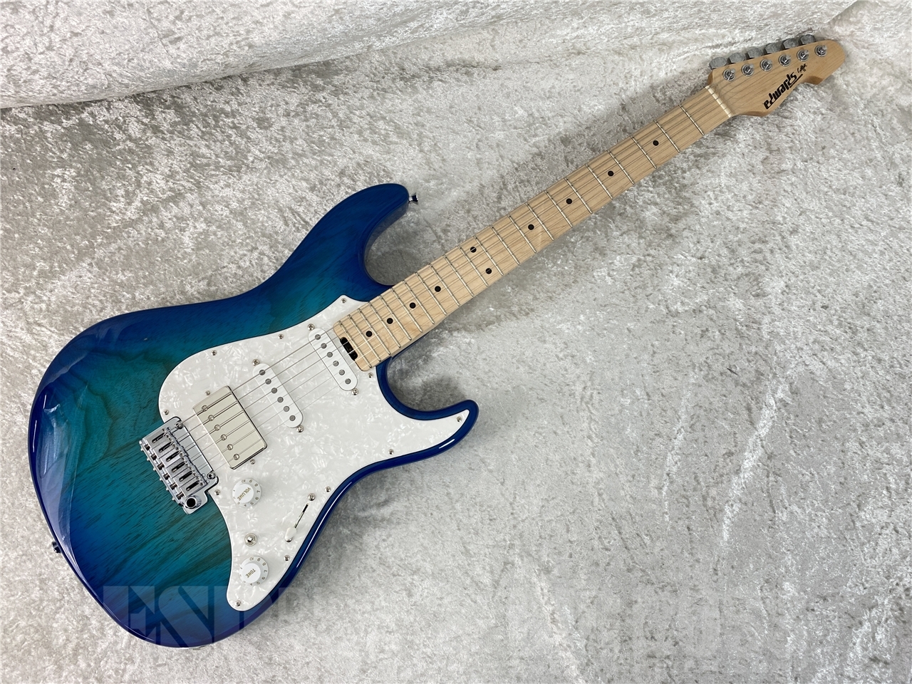 値下げ②／EDWARDS E-SN-130M3S ／SNAPPER／ダンカンPU EDWARDS E-SNAPPER-AS/M (See Thru Blue Sunburst)（新品/送料無料