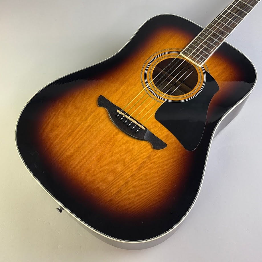 James JD400 アコースティックギター　ケース付き James JD400 アコースティックギター ケース有り
