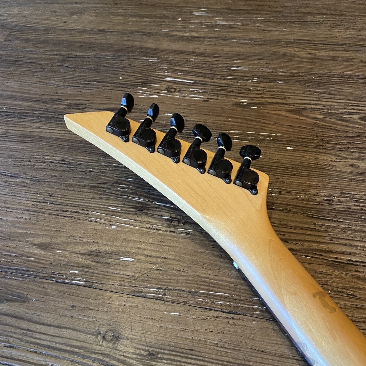 FERNANDES Limited Edition Electric Guitar（中古/送料無料