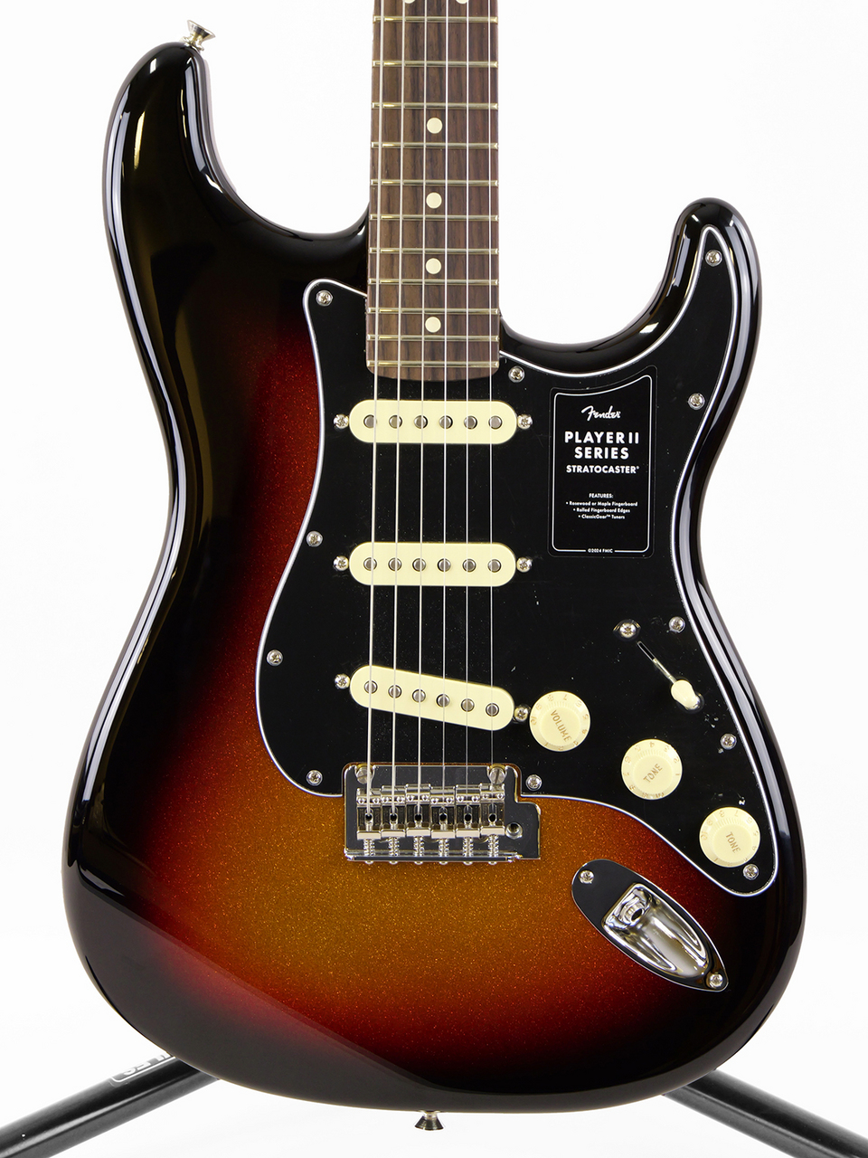 新品同様Fender Player II Stratocasterおまけ８点付き Fender Player II Stratocaster Rosewood Fingerboard White